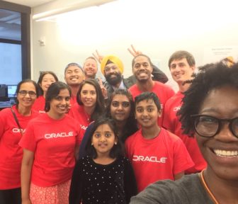 oracle volunteers selfie